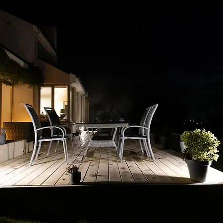Suir River House - Luxury 6 Bed With Hot Tub & Sauna - Sleeps 19 *