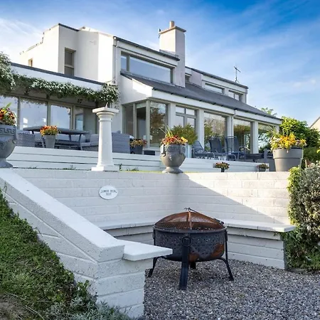 Suir River House - Luxury 6 Bed With Hot Tub & Sauna - Sleeps 19 * Carrigeen